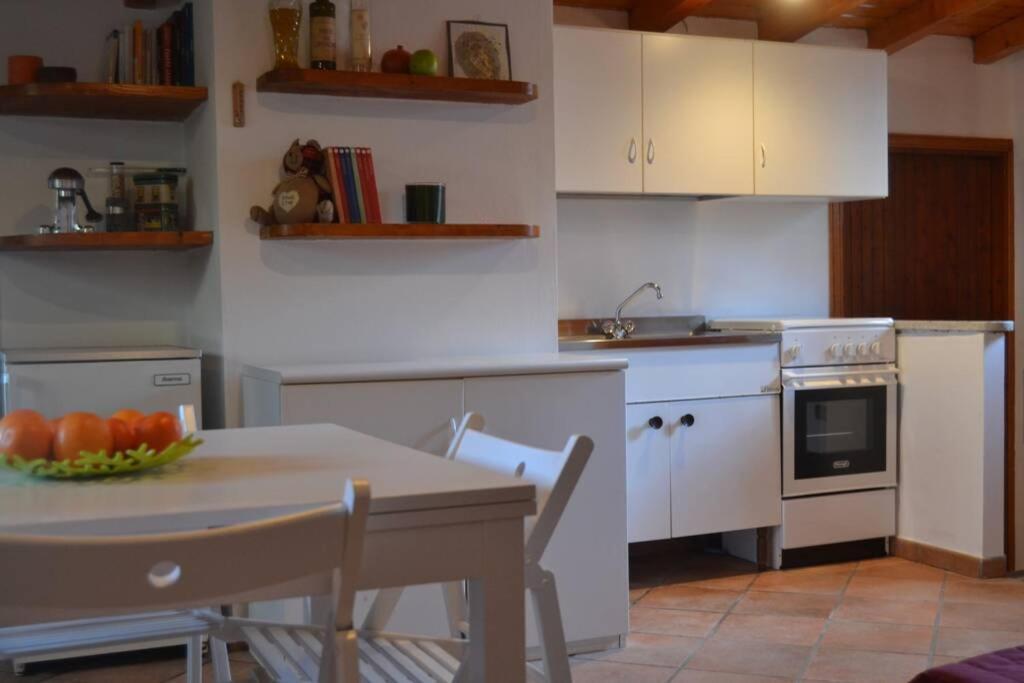 Como Lakeside Cottage - Lakefront Private Garden With Private Access To The Lake Onno Exterior photo